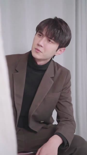 荣光与共至梦尽（30集）热播古装短剧