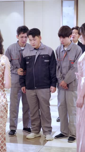 生来就是大人物(71集) 生来就是大人物(71集)海量短剧免费看