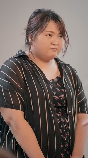 丑女逆袭（33集）无需充值尽情看