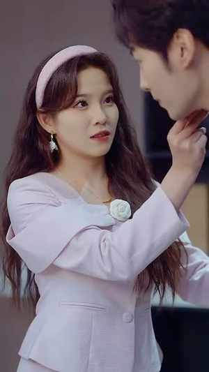 从观众席到舞台，吓懵现场歌手（91集）热播短剧追不停