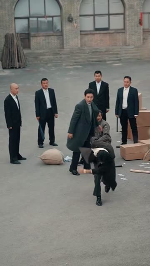 假少爷被赶回农村带妻儿逆袭（75集）短剧解说全集