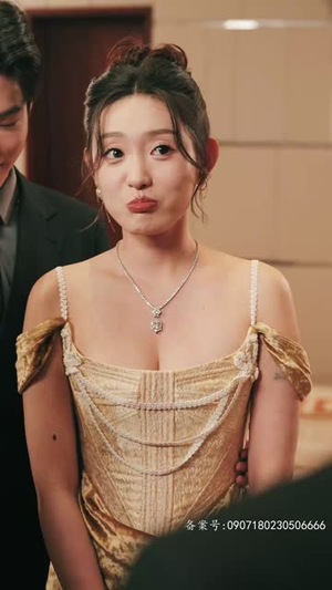 摊牌了我的五个哥哥是大佬 80集甜宠短剧追到爽