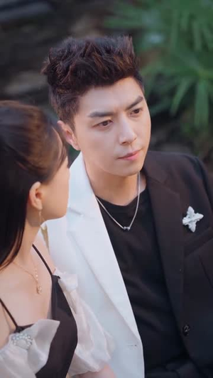 替嫁后，墨总娇妻掐腰宠（88集）在哪个平台看