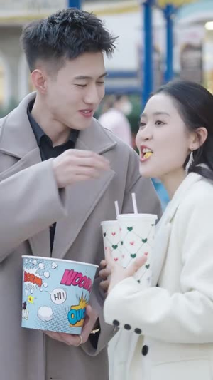 离婚后她怀了帝国总裁的崽（84集）最近很火的短剧