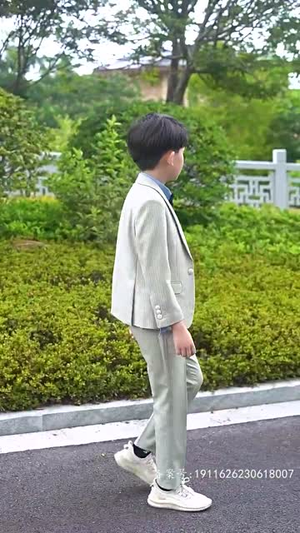 她藏起孕肚离婚，总裁全球疯找（66集）男主角是谁