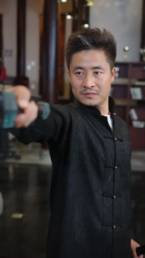 大夏剑圣（32集）流畅播放免费看