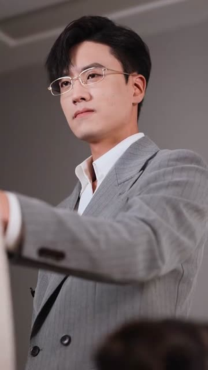 晚风吹北城（66集）迅雷网盘观看