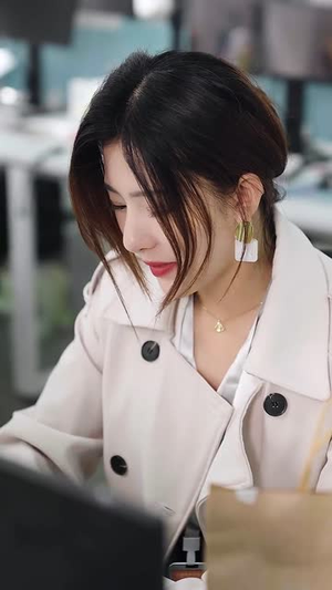 在逃契妻美又飒（100集）短剧上头又好看