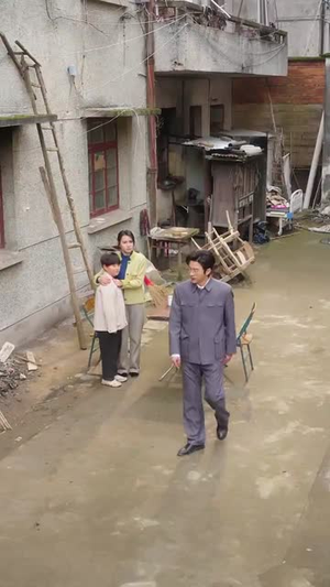 七零涅槃刺槐与锦年（101集）让你一口气看完