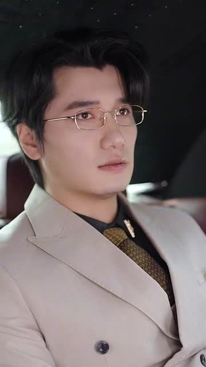 反派漂亮亲妈十斤反骨（79集）短剧分享剧集