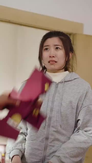 逃出苦难向春山（50集）甜宠短剧推荐