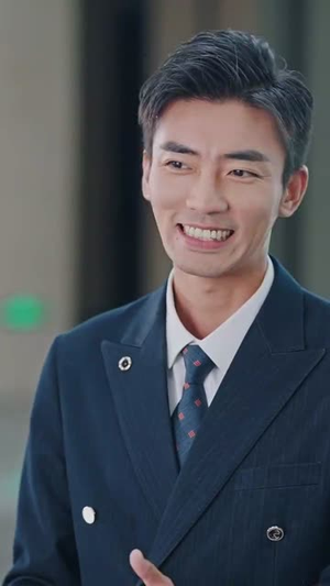 正搬砖呢，被大小姐拉去领证了（65集）好看的国产短剧