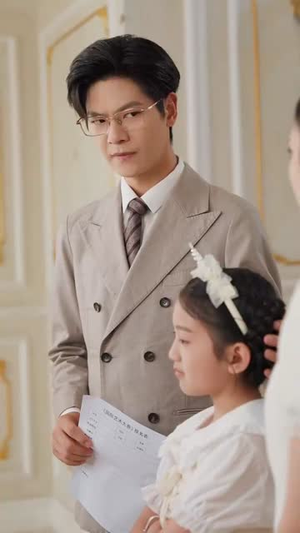 萌宝重生穿越时空救娘亲 (94集) 萌宝重生穿越时空救娘亲 (94集) 爱上了这部剧了