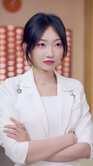 重生后我被姐姐们团宠了（80集）全集免费