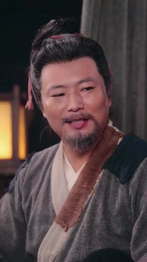 乱世荒年我每日一卦粮肉满仓(76集) 乱世荒年我每日一卦粮肉满仓(76集)温柔追捕短剧