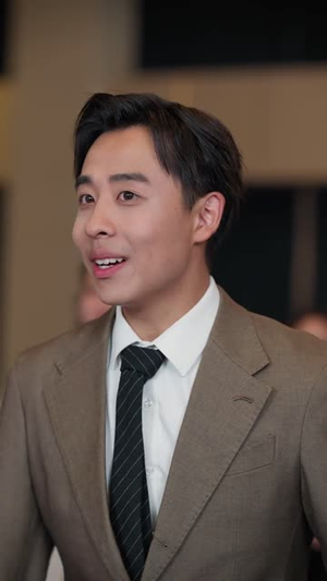 我的电子女友成真了(63集) 我的电子女友成真了(63集)超火短剧抢先看