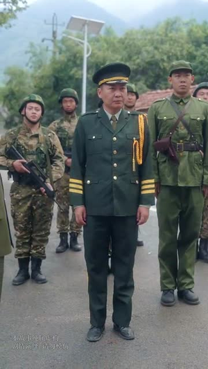 隐居多年后为孙女亮出身份（61集）短剧视频分享