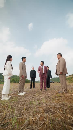 摊牌了我能看见过去一万年(79集) 摊牌了我能看见过去一万年(79集)热门短剧抢先