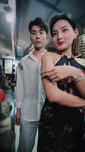 白瞳临世（57集）高分佳作免费看