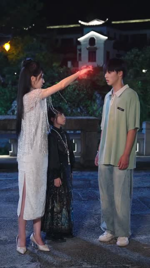 红莲烬（61集）短剧排行榜