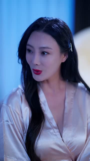 她位高权重,偏撩我(80集) 她位高权重,偏撩我(80集)热门短剧抢先看