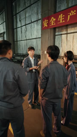 重生九零:下岗后我成了箱包大王(71集) 重生九零:下岗后我成了箱包大王(71集)精彩短剧热播