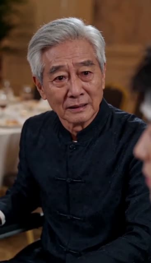 鎏金宴上执棋者(49集) 鎏金宴上执棋者(49集)分享热门短剧
