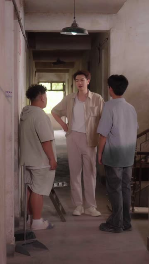 神级房东:我的租客各个都是大佬第1季(70 集) 神级房东:我的租客各个都是大佬第1季(70 集)热门短剧又来了