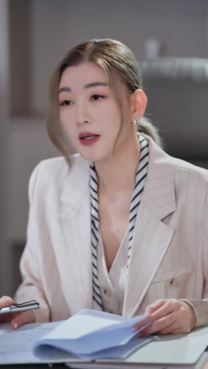 《离婚后我让前夫欠我500万》（60集）短剧全集免费尽情赏-推影坊