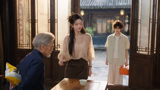 《玫瑰团宠:管你真假千金我天生锦鲤好命》(93集)全网短剧免费畅快看
