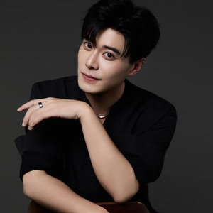 穿越护卫非要认我当主人(60 集) 穿越护卫非要认我当主人(60 集)精彩短剧来了
