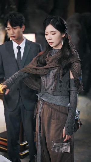捡的乞丐老婆，竟然是剑仙（80 集）短剧全集完整版