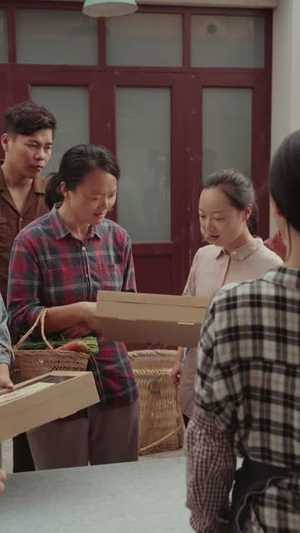 重生后我靠一碗水饺发家致富（40 集）看到真相大白那一刻太爽了