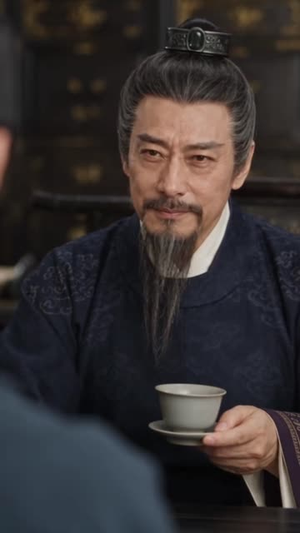 族人欺我太甚,我怒骂皇帝求诛九族(54集) 族人欺我太甚,我怒骂皇帝求诛九族(54集)新上线短剧