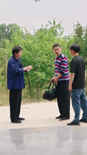 一套房,见人心(63 集) 一套房,见人心(63 集)谍战短剧