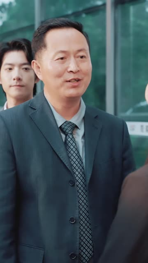 逼我离婚的婆婆,后来认我当闺女(43 集) 逼我离婚的婆婆,后来认我当闺女(43 集)太硬核了